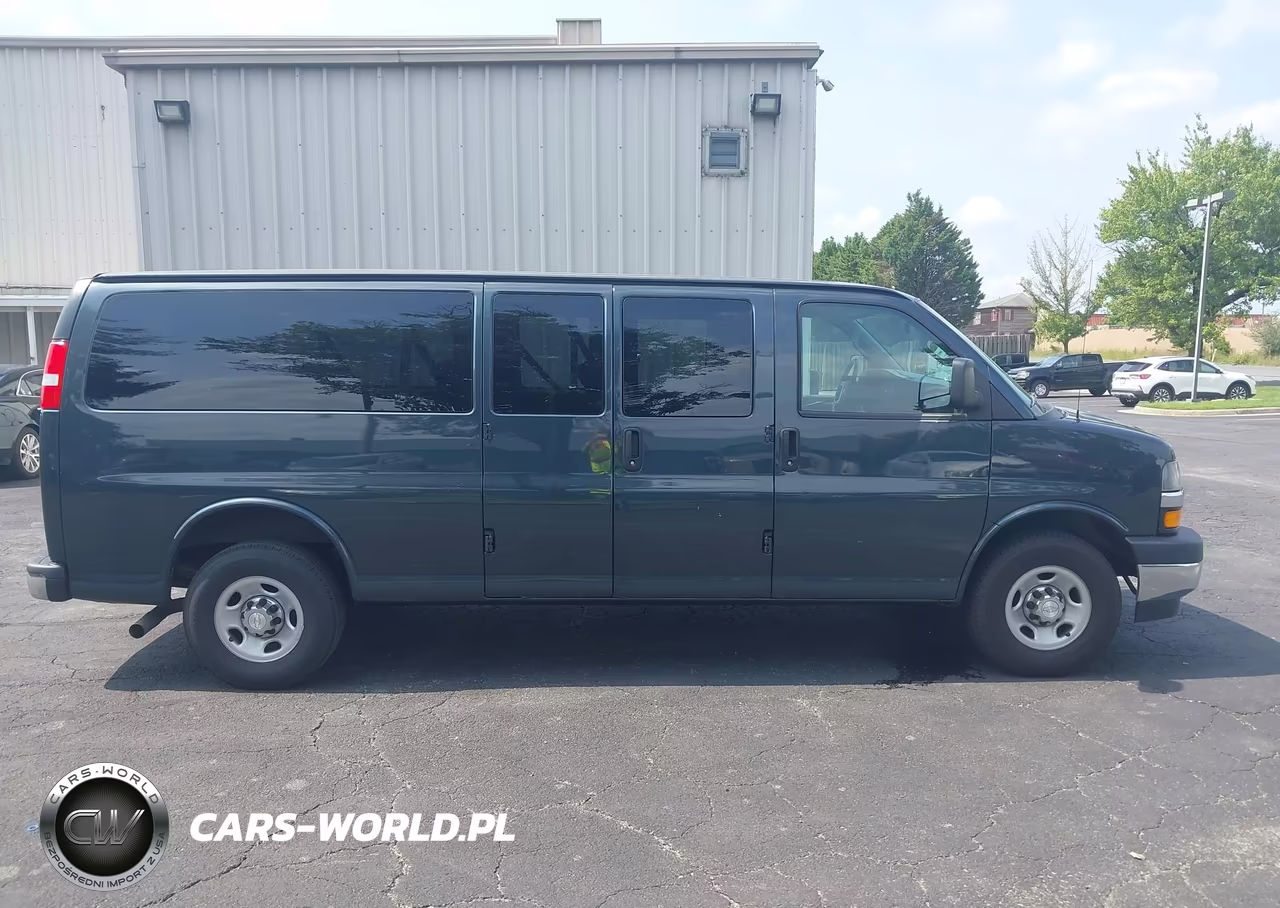 2018 Chevrolet Express 3500 Lt VIN:1GAZGPFGXJ1232352 - 13