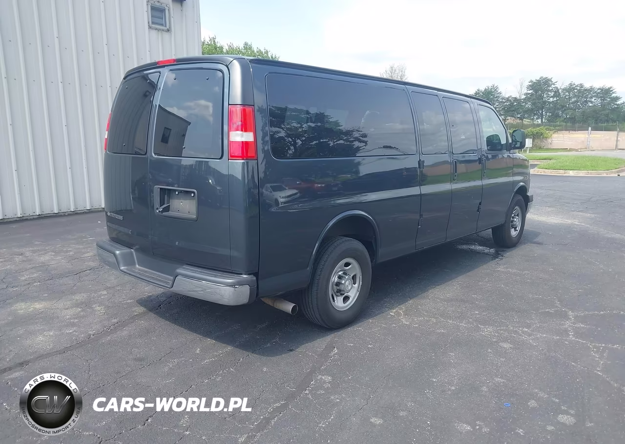 2018 Chevrolet Express 3500 Lt VIN:1GAZGPFGXJ1232352 - 4
