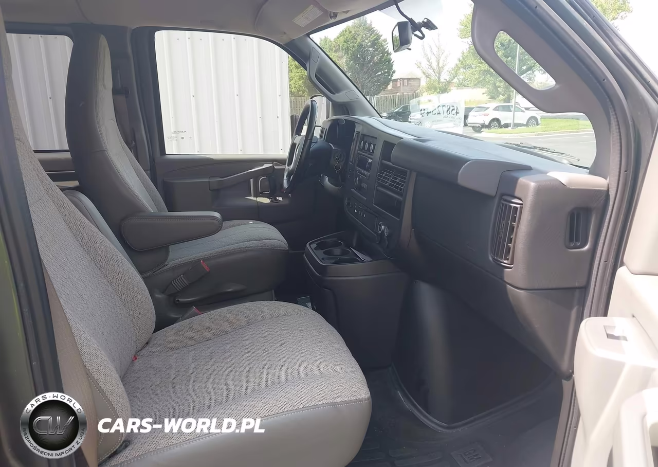 2018 Chevrolet Express 3500 Lt VIN:1GAZGPFGXJ1232352 - 5