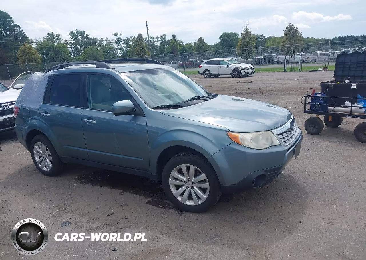 2012 Subaru Forester 2.5X Premium – zdjęcie 1 z 16