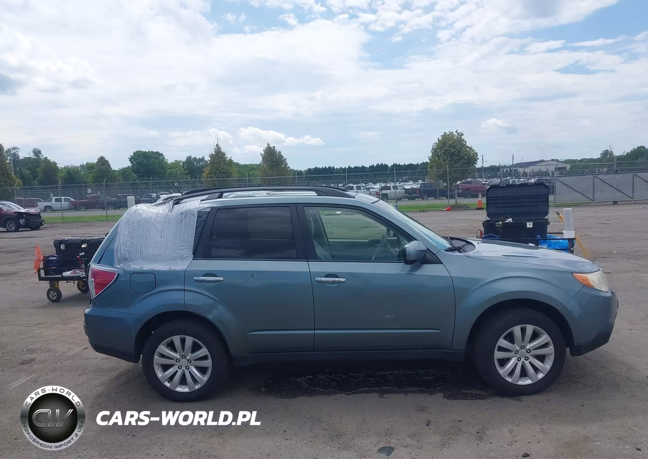 2012 Subaru Forester 2.5X Premium VIN:JF2SHADC4CH421769 - 13