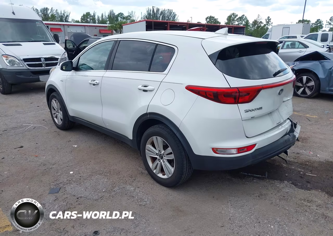 2018 Kia Sportage Lx VIN:KNDPMCAC9J7347851 - 3