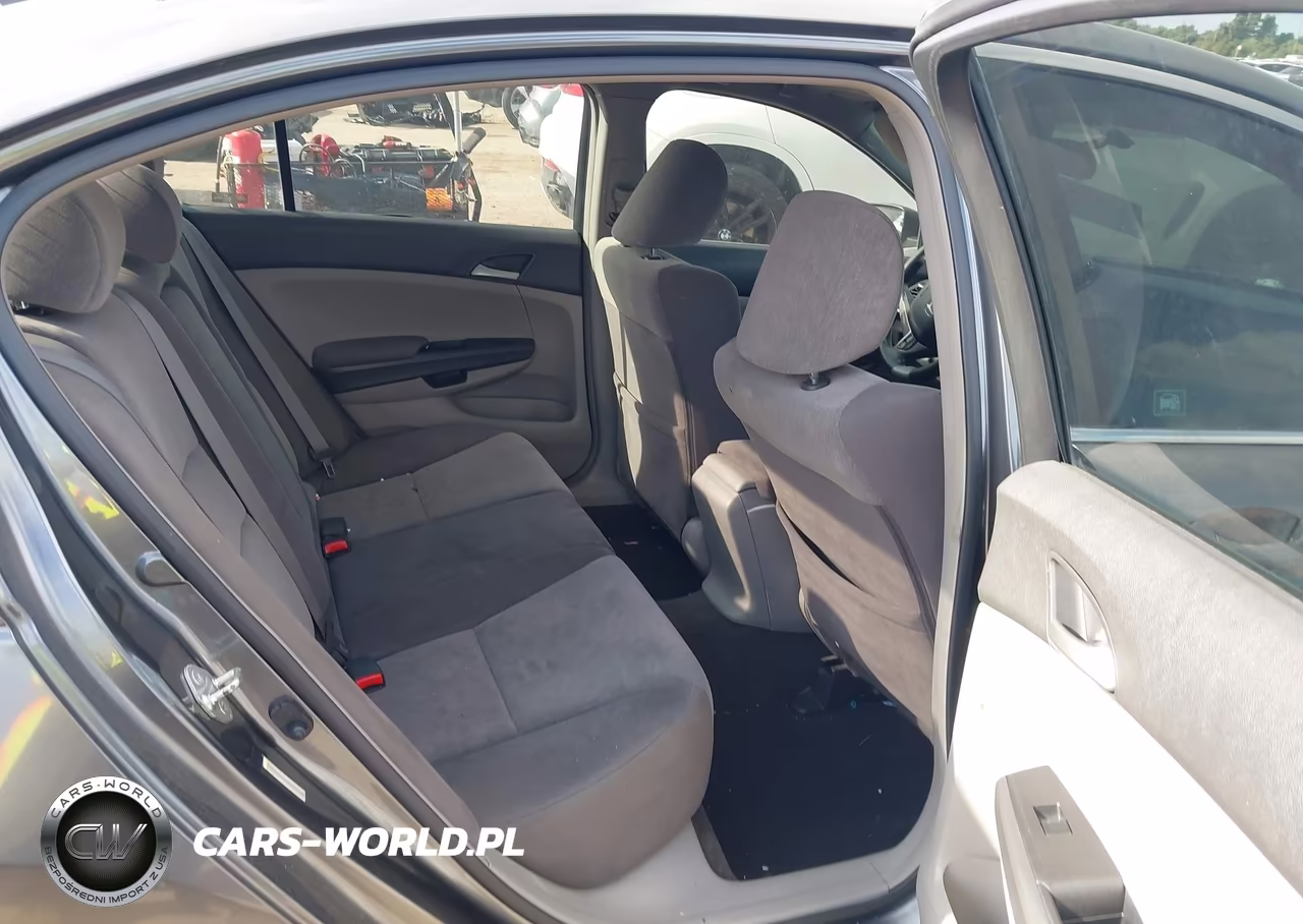 2008 Honda Accord 2.4 Lx VIN:JHMCP26338C052365 - 8