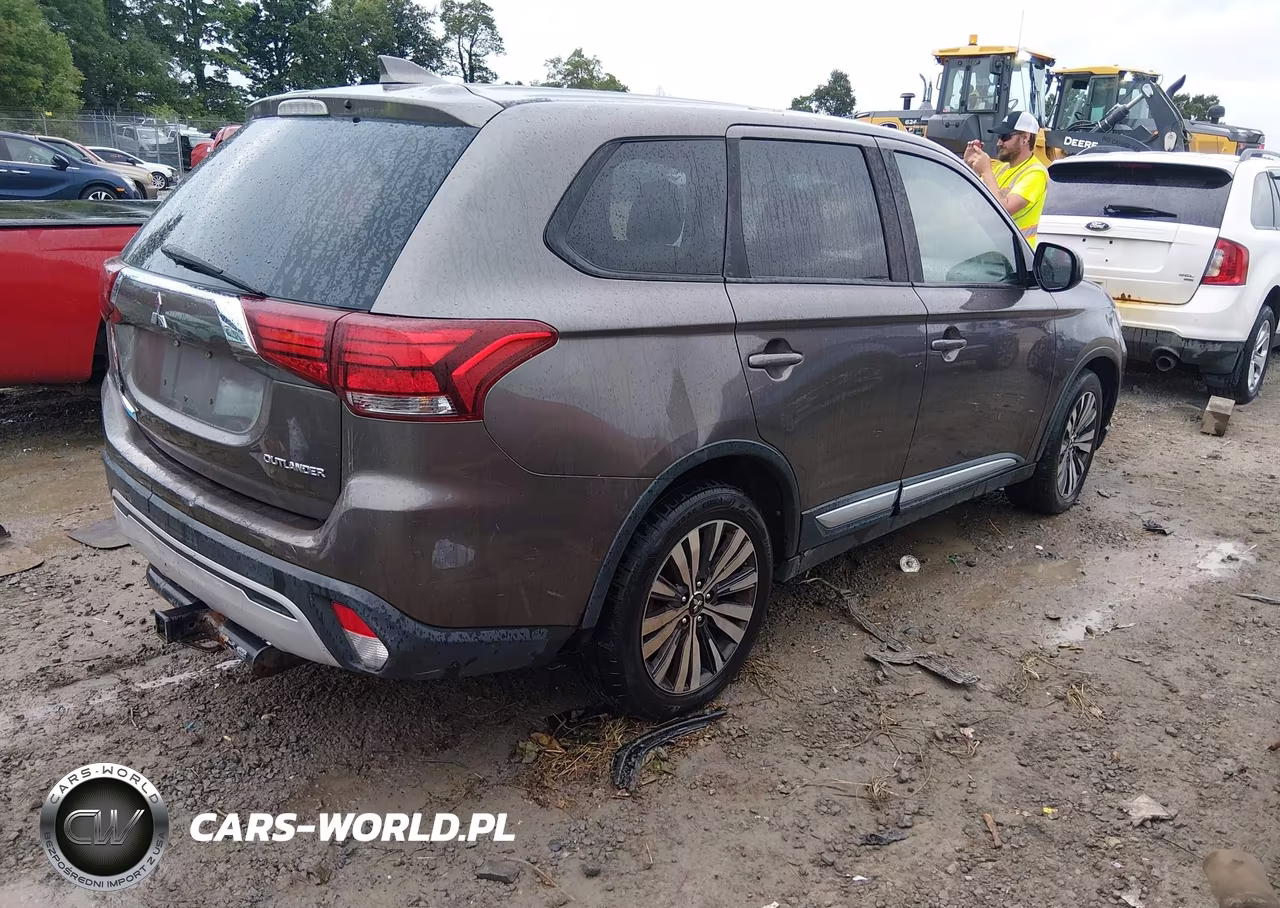 2019 Mitsubishi Outlander Es VIN:JA4AZ3A31KZ053738 - 4