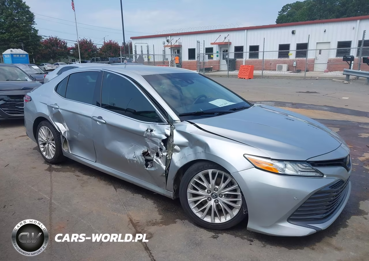 2018 Toyota Camry Xle VIN:4T1B11HK6JU008210 - 13