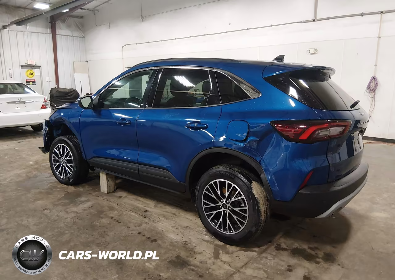 2023 Ford Escape Phev VIN:1FMCU0E17PUA28377 - 3