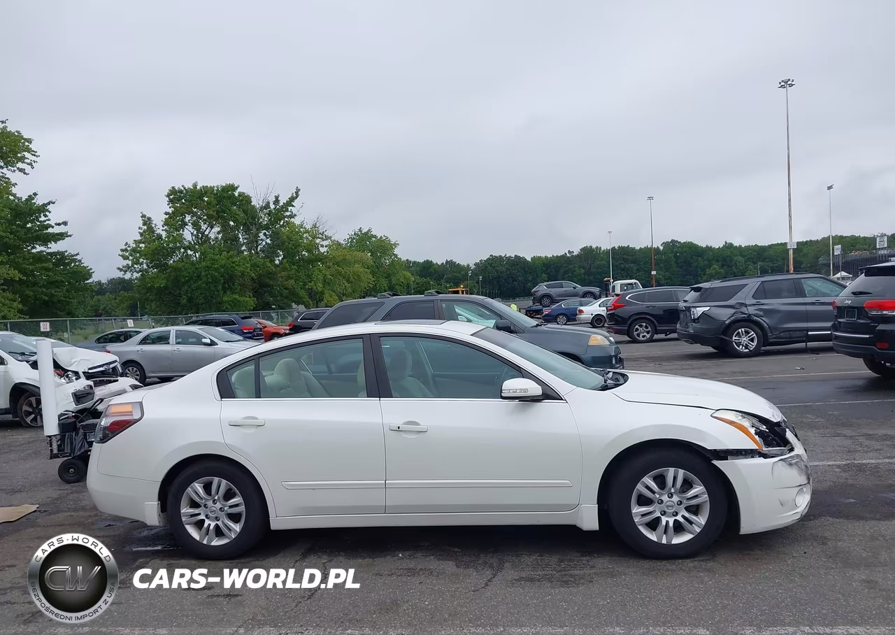 2011 Nissan Altima 2.5 S VIN:1N4AL2AP0BN433977 - 13