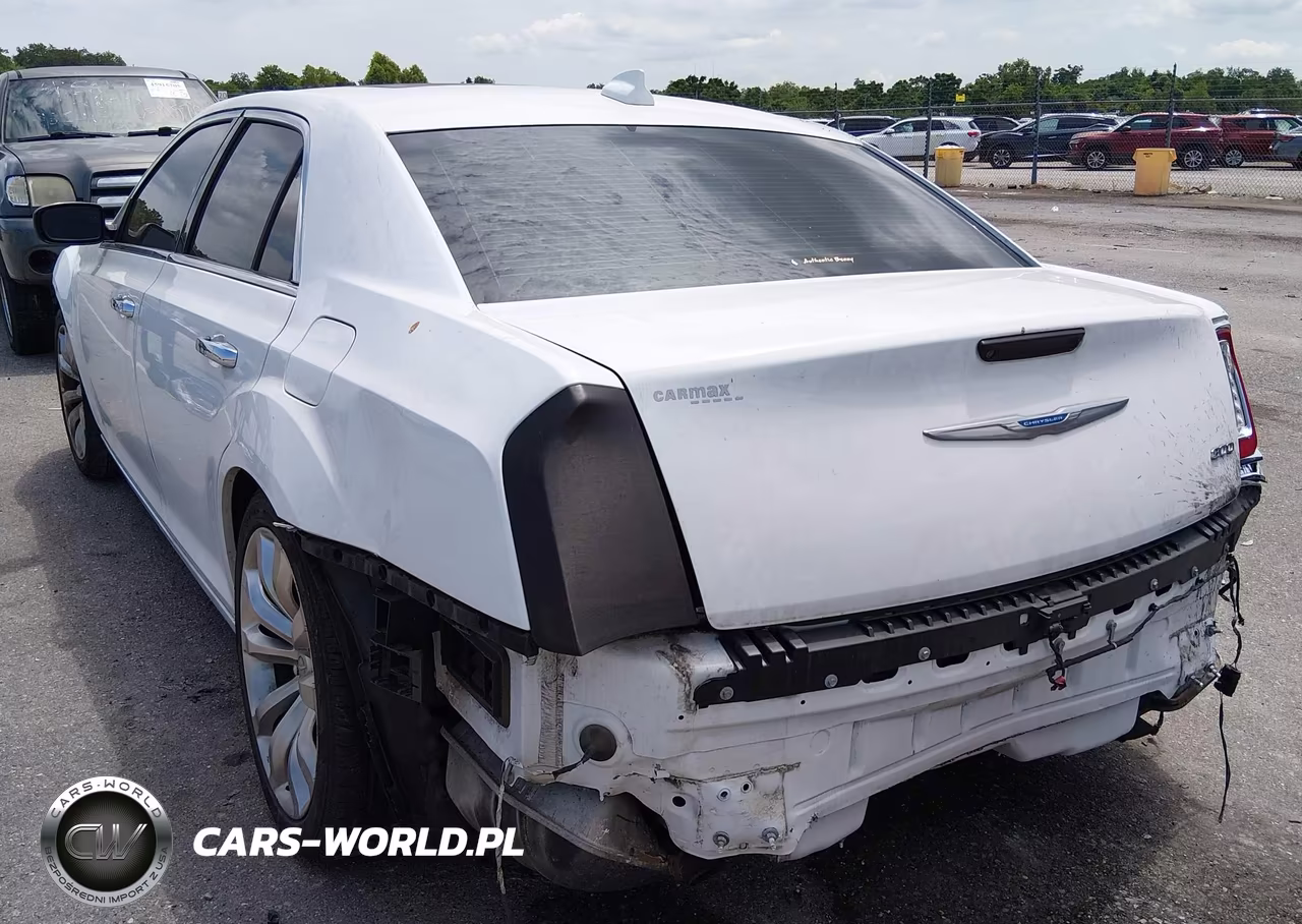 2018 Chrysler 300 Limited VIN:2C3CCAEG2JH227563 - 3