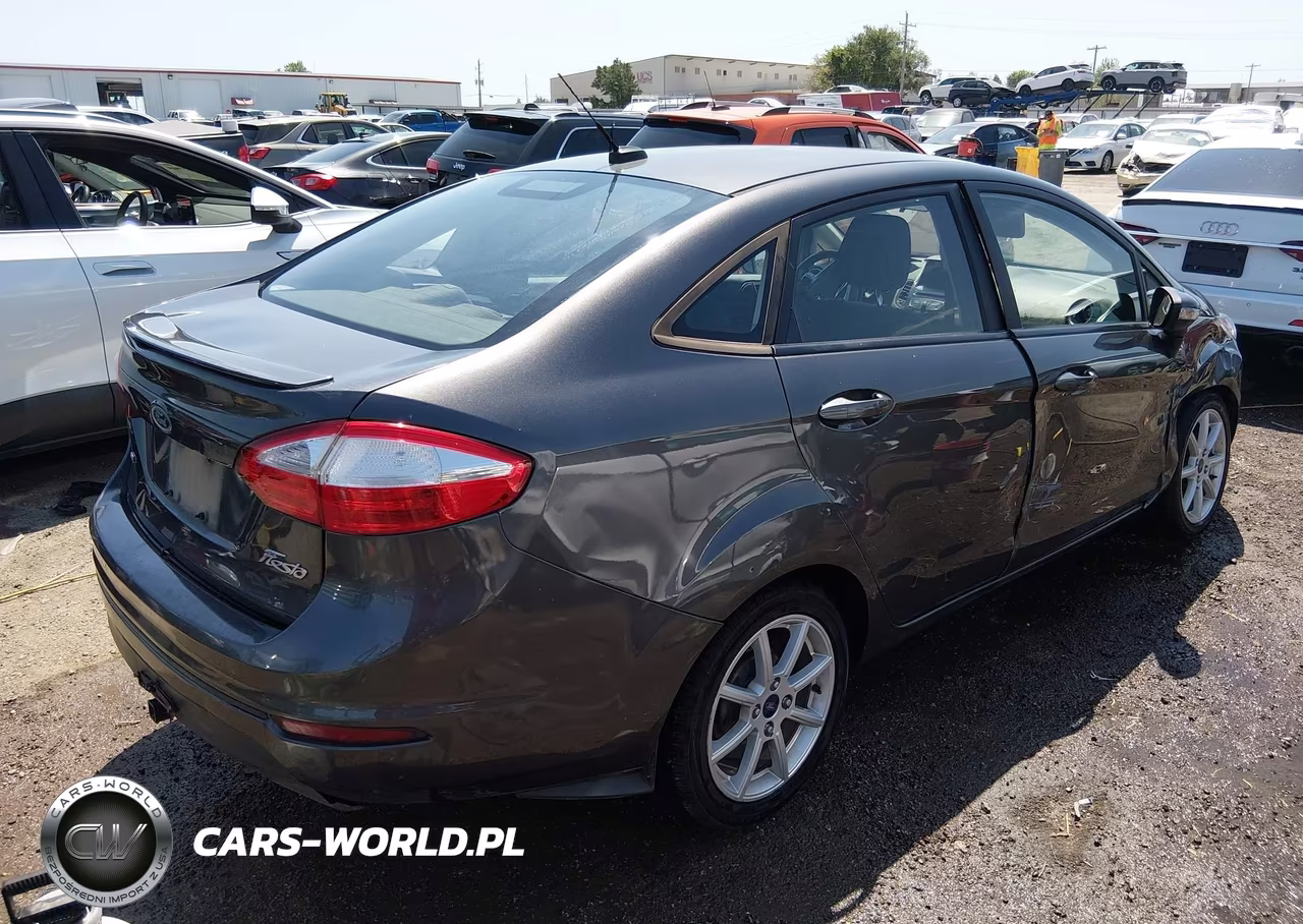 2016 Ford Fiesta Se VIN:3FADP4BJXGM164878 - 4