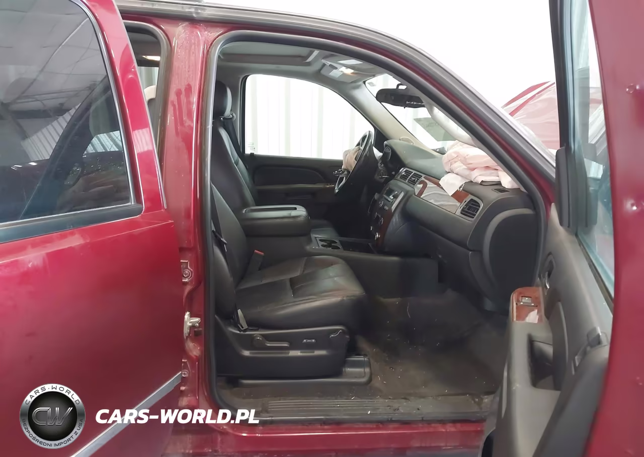 2011 Chevrolet Tahoe Lt VIN:1GNSKBE01BR301650 - 5