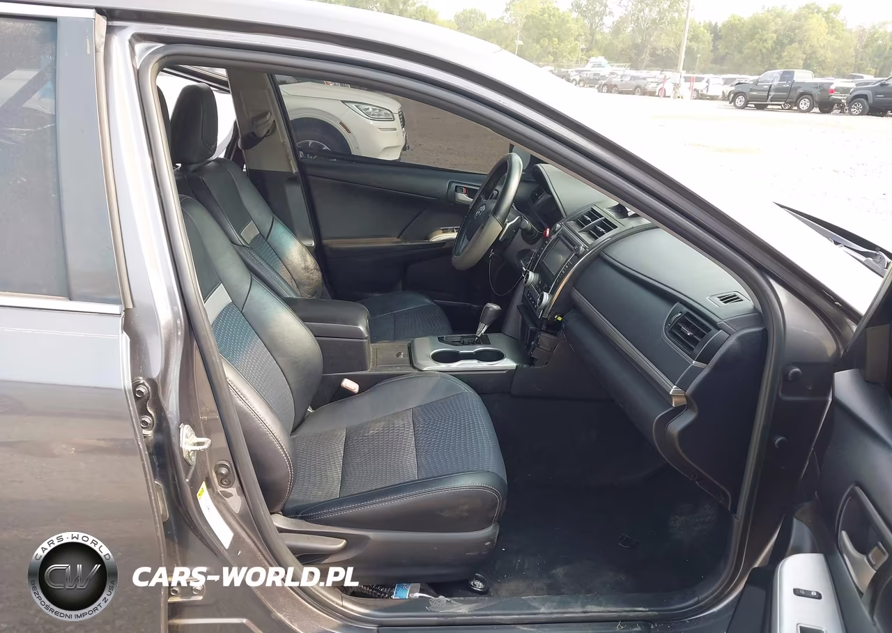 2014 Toyota Camry Se VIN:4T1BF1FK5EU810810 - 5