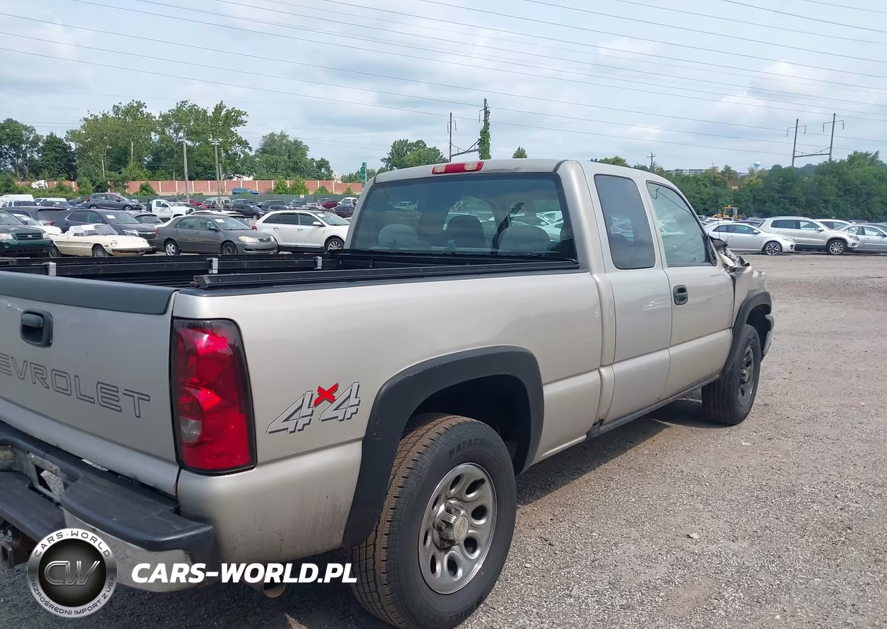 2007 Chevrolet Silverado 1500 Classic Work Truck VIN:1GCEK19Z87E155710 - 4