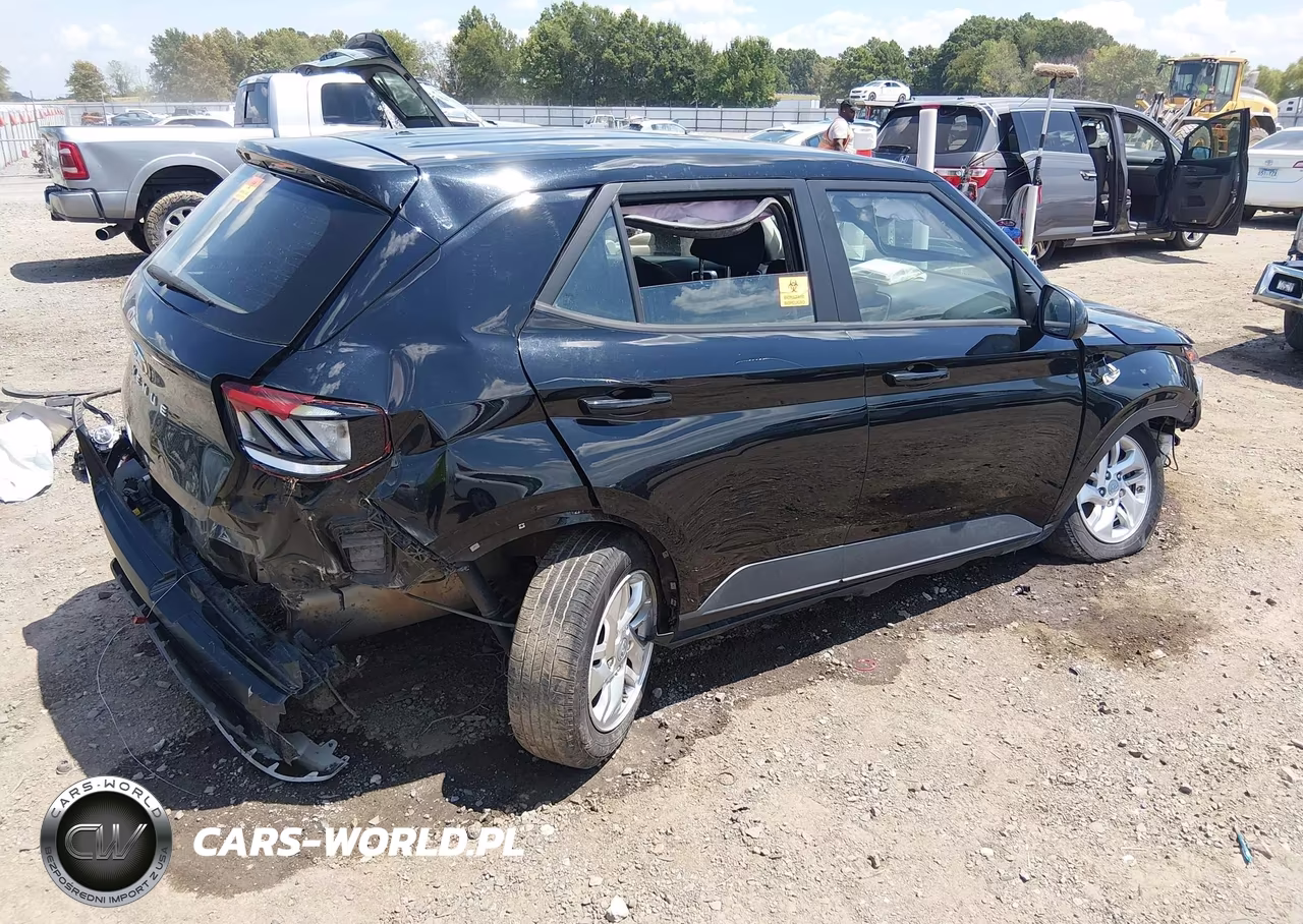 2021 Hyundai Venue Se VIN:KMHRB8A35MU077031 - 4