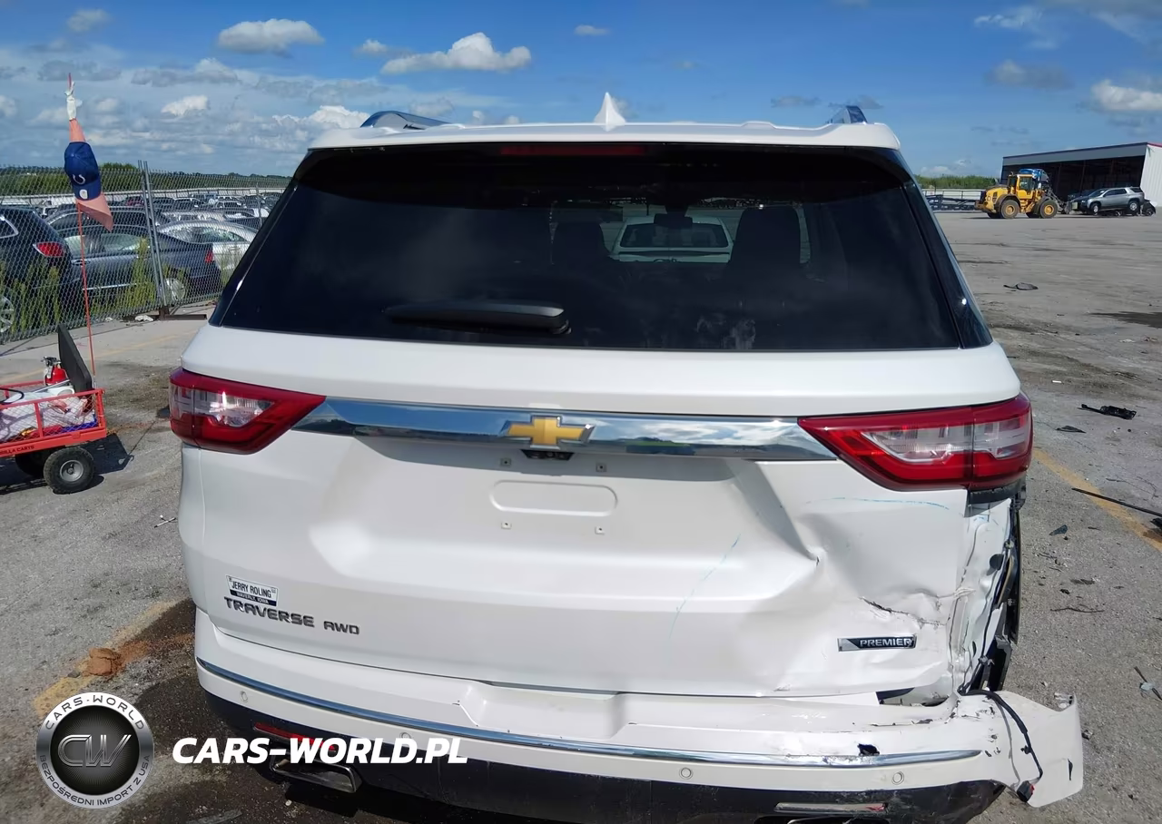 2018 Chevrolet Traverse Premier VIN:1GNEVJKW8JJ123269 - 6