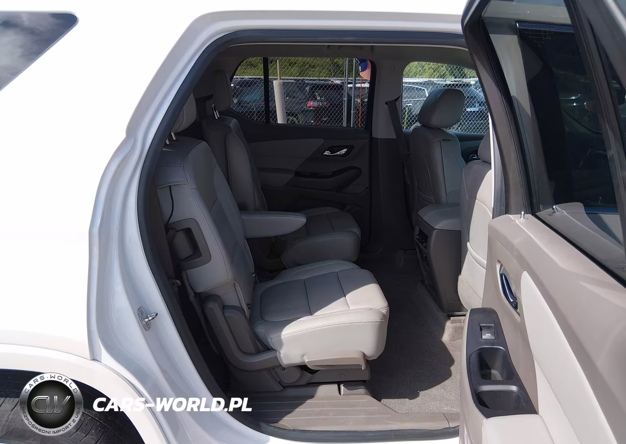 2018 Chevrolet Traverse Premier VIN:1GNEVJKW8JJ123269 - 8