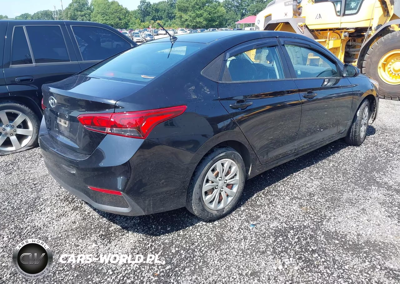 2021 Hyundai Accent Se VIN:3KPC24A63ME152076 - 4
