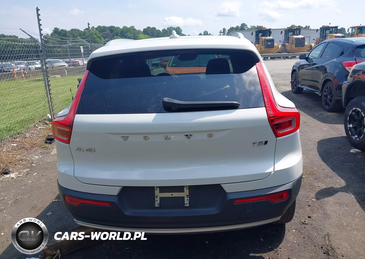 2020 Volvo Xc40 T5 Momentum VIN:YV4162UK9L2194219 - 16