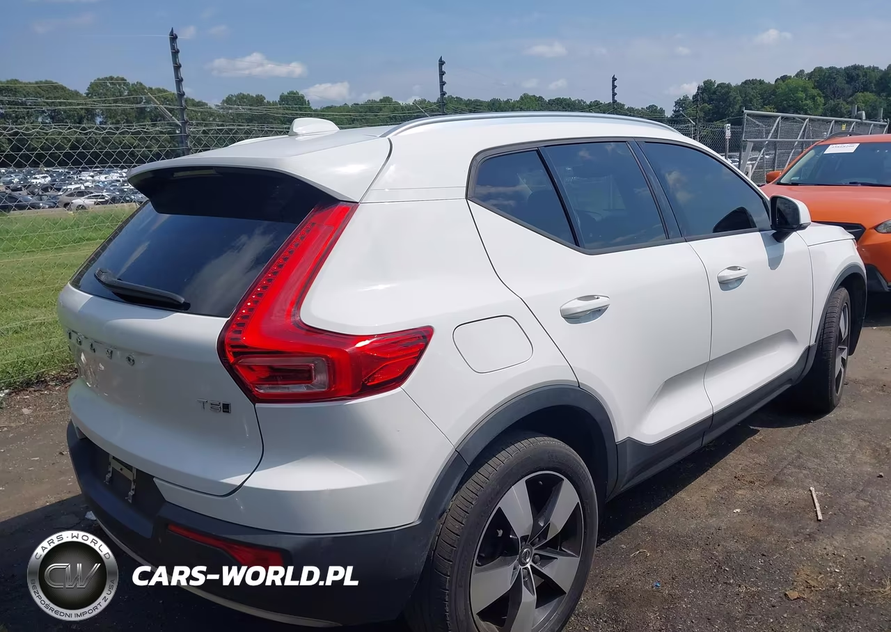 2020 Volvo Xc40 T5 Momentum VIN:YV4162UK9L2194219 - 4