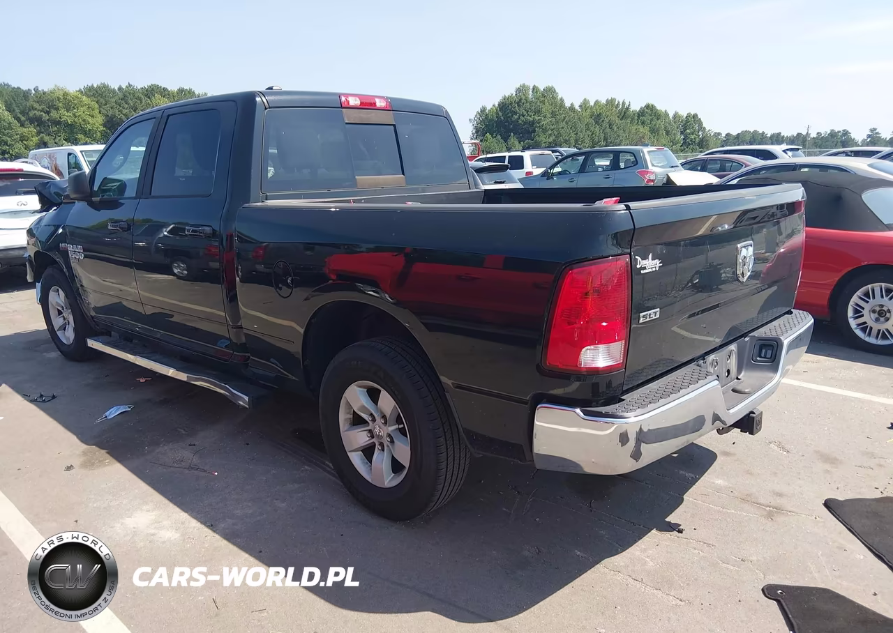 2019 Ram 1500 Classic Slt 4X2 6'4 Box VIN:1C6RR6TT2KS610017 - 3