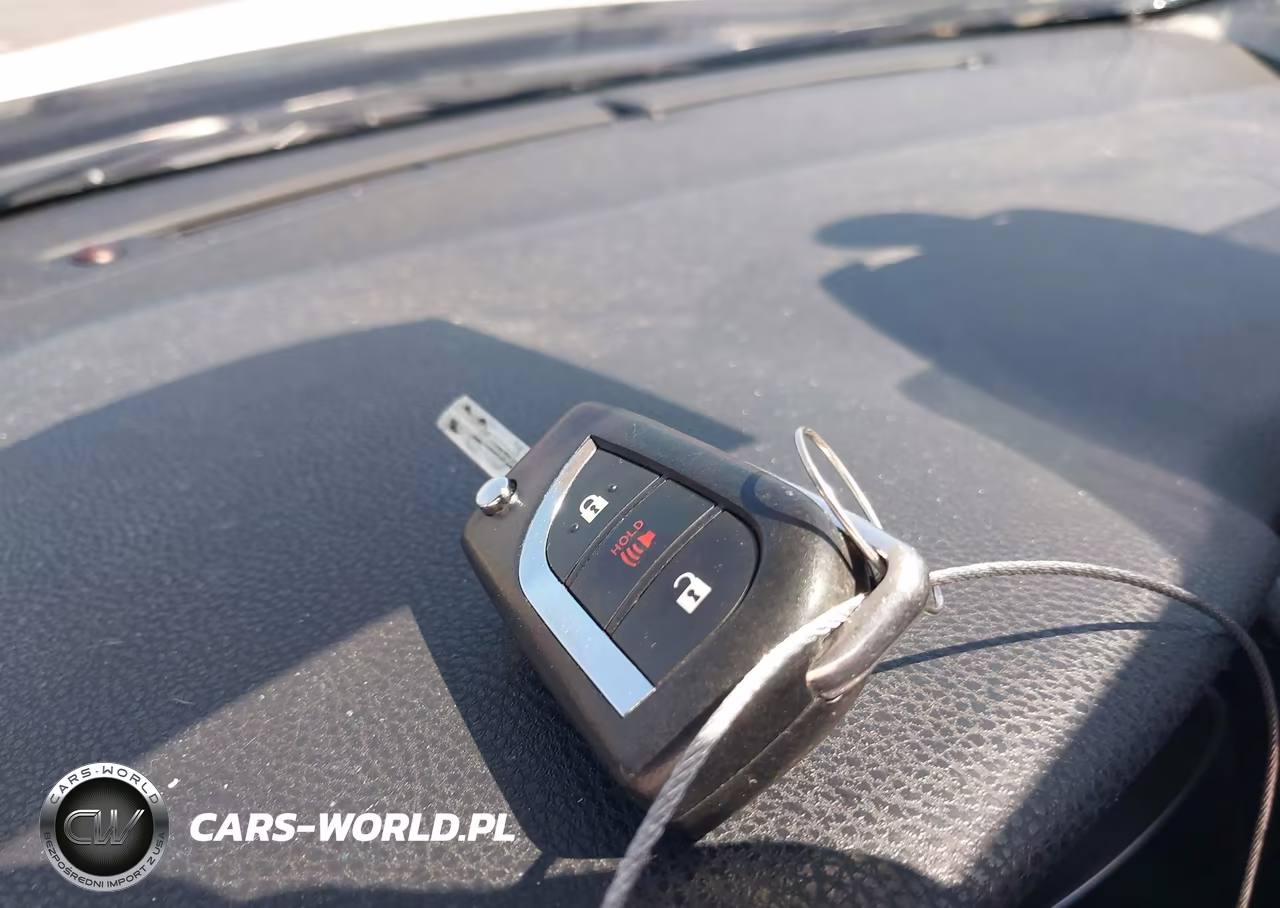 2018 Toyota Corolla Im VIN:JTNKARJE0JJ572312 - 11