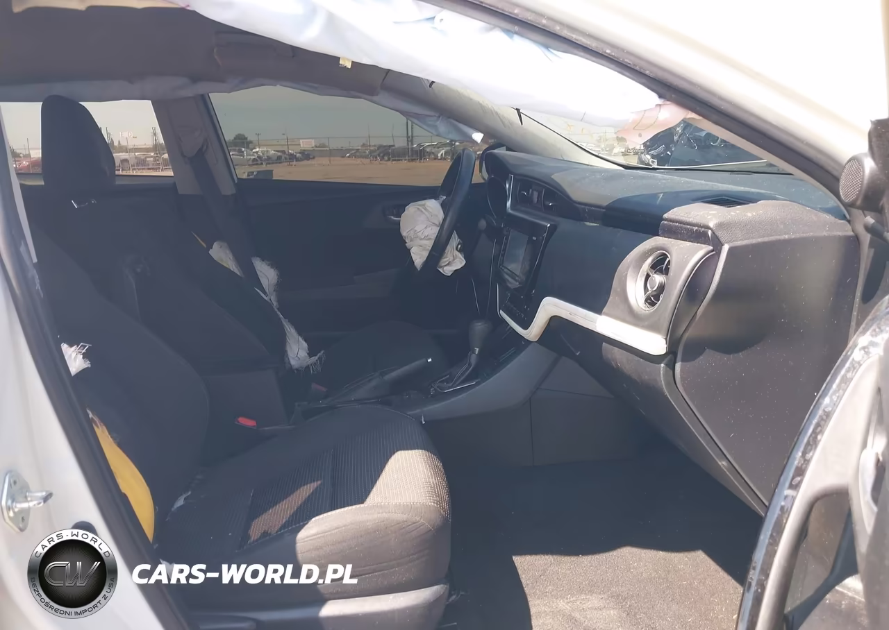 2018 Toyota Corolla Im VIN:JTNKARJE0JJ572312 - 5