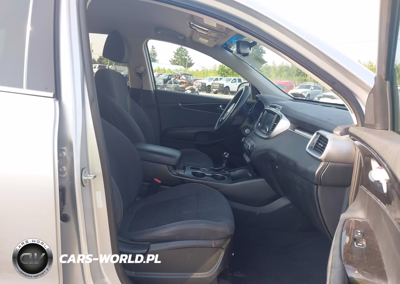2018 Kia Sorento 3.3L Lx VIN:5XYPGDA50JG364264 - 5