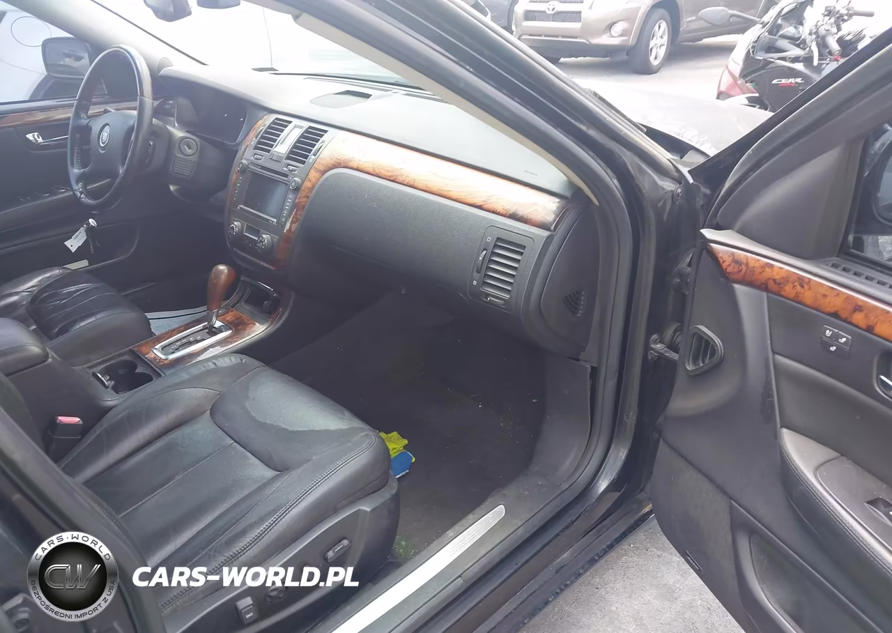 2011 Cadillac Dts Premium Collection VIN:1G6KH5E69BU149355 - 5