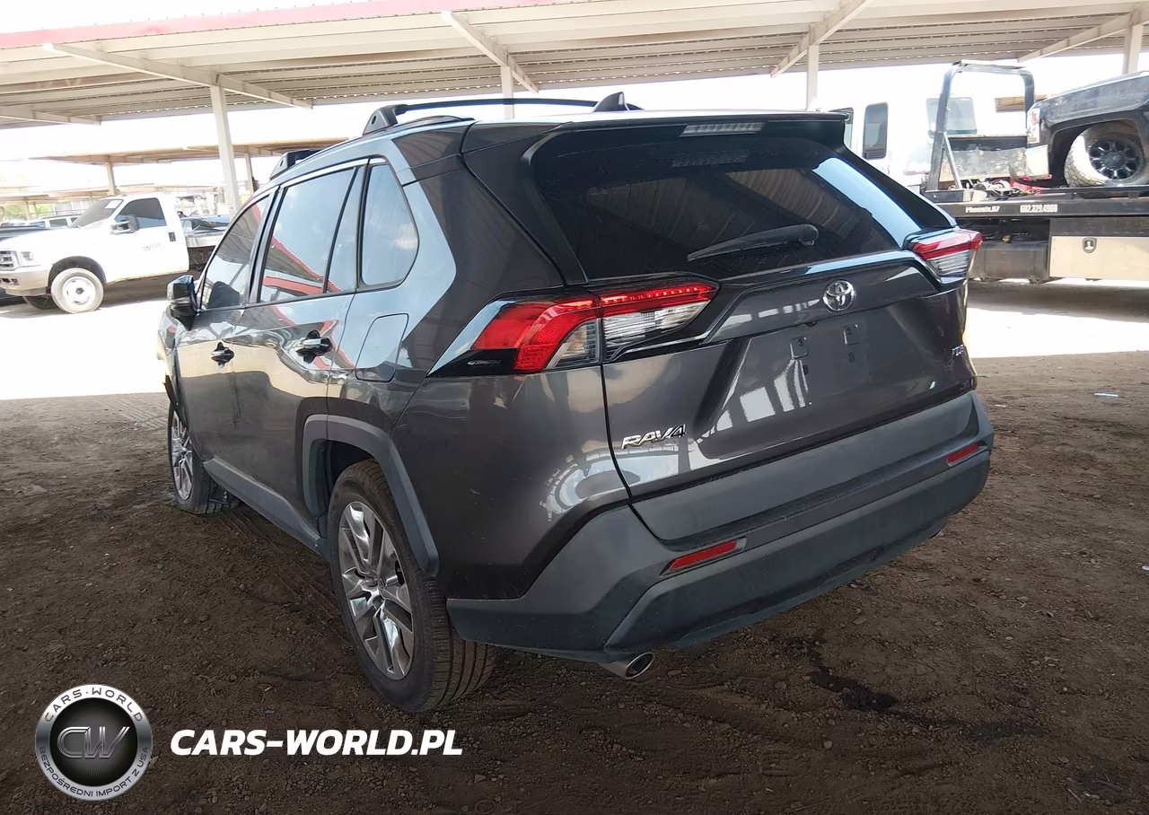 2021 Toyota Rav4 Xle Premium VIN:2T3C1RFV8MC160423 - 3