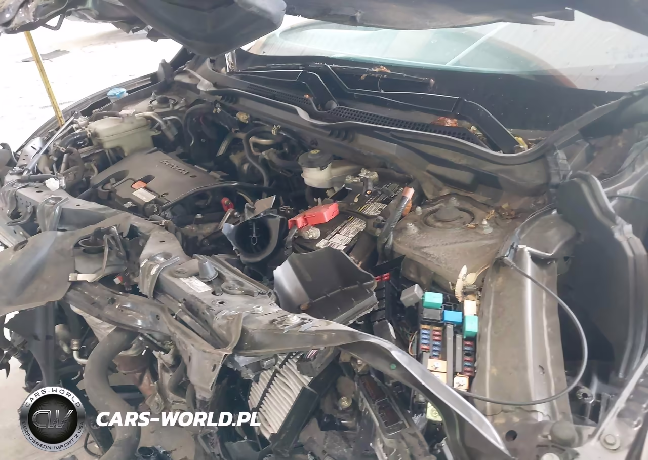 2019 Honda Civic Sport VIN:19XFC2F89KE008943 - 10