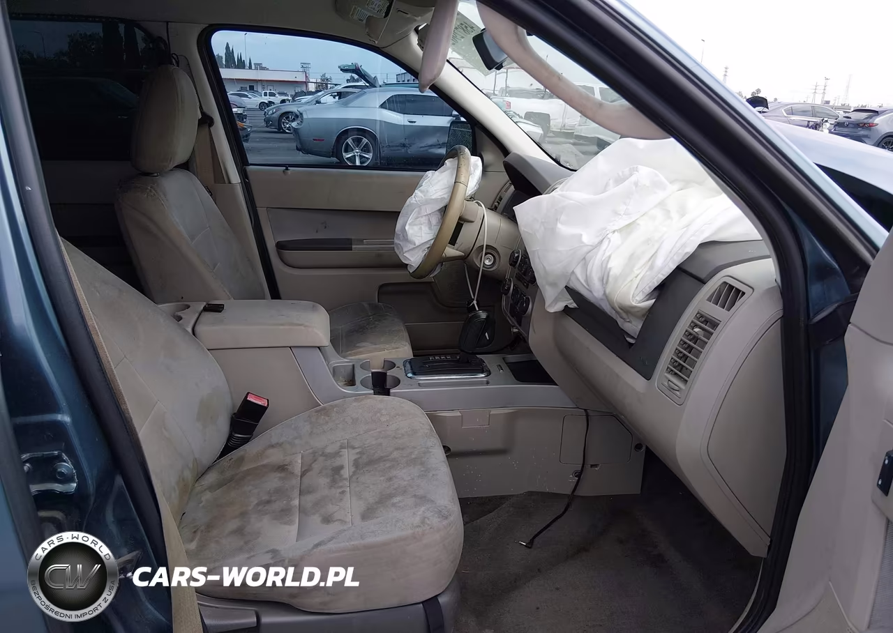 2010 Ford Escape Xlt VIN:1FMCU0D72AKC61902 - 5