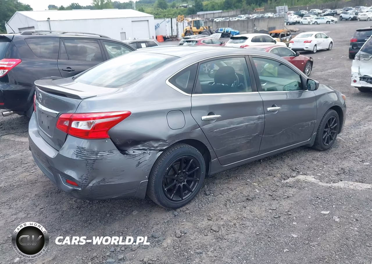 2017 Nissan Sentra S VIN:3N1AB7AP7HY357957 - 4