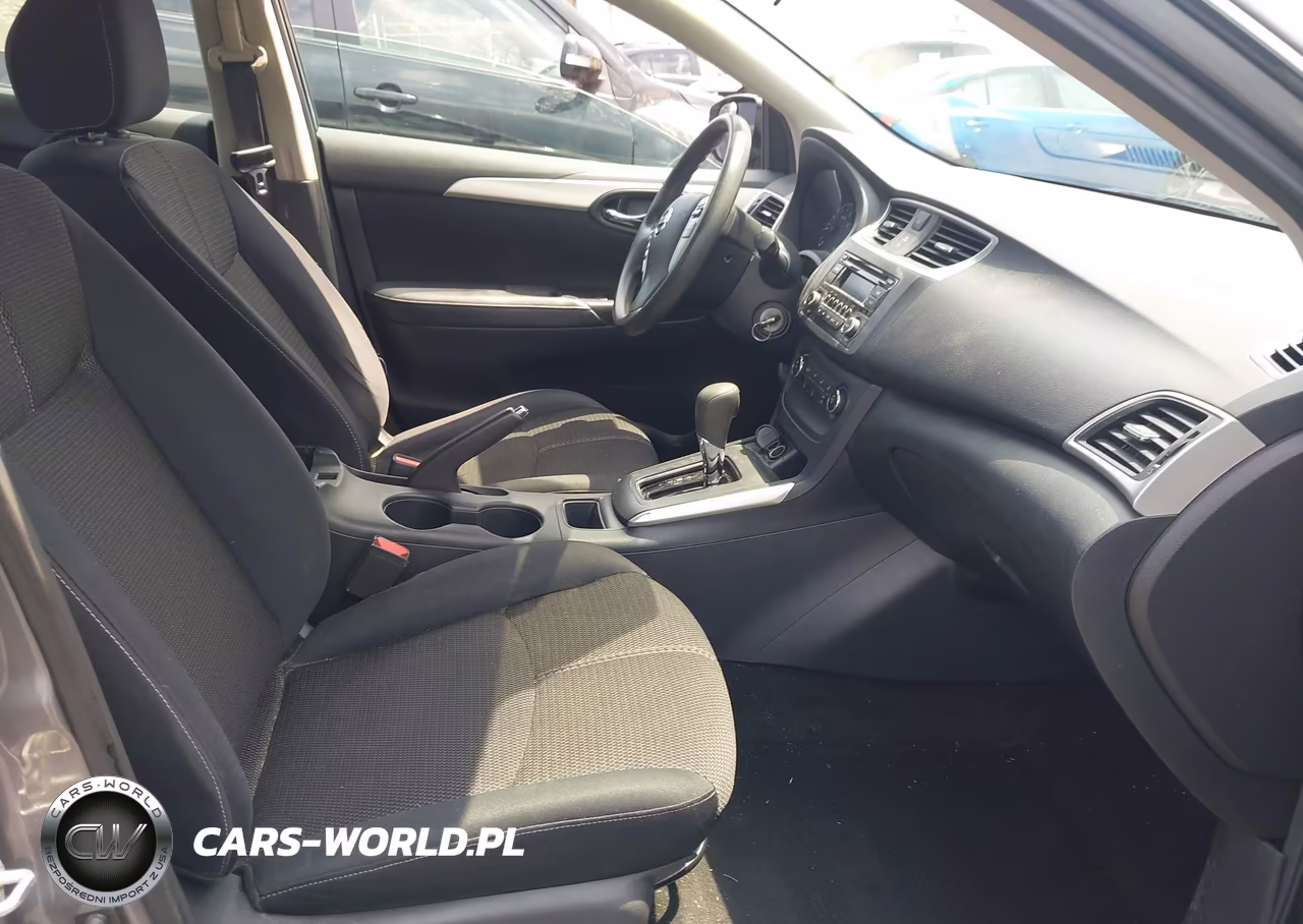 2017 Nissan Sentra S VIN:3N1AB7AP7HY357957 - 5