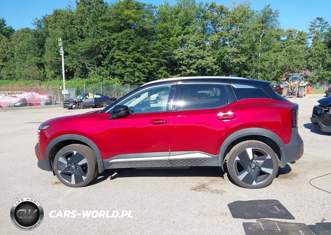 2025 Nissan Kicks Sr Intelligent Awd VIN:3N8AP6DB6SL312283 - 14