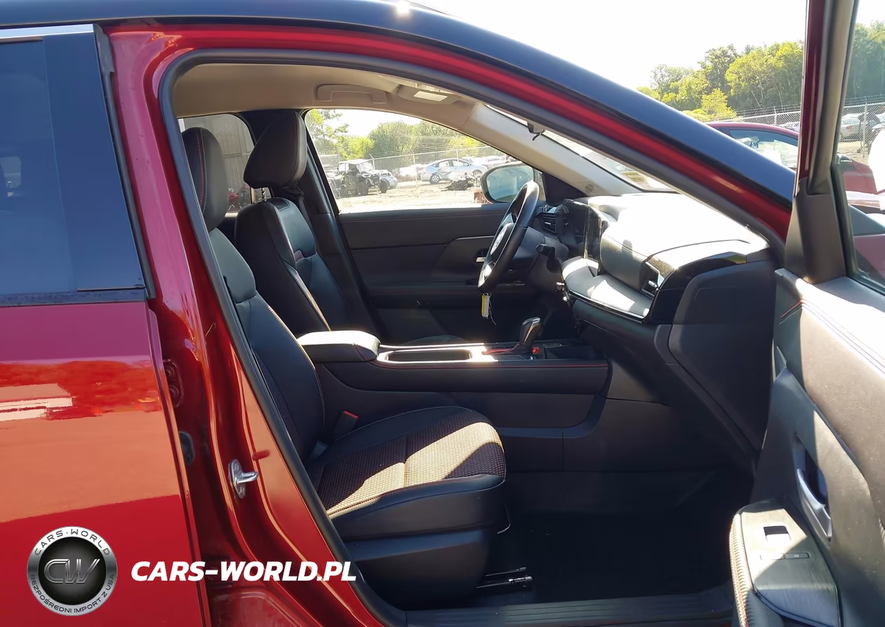 2025 Nissan Kicks Sr Intelligent Awd VIN:3N8AP6DB6SL312283 - 5