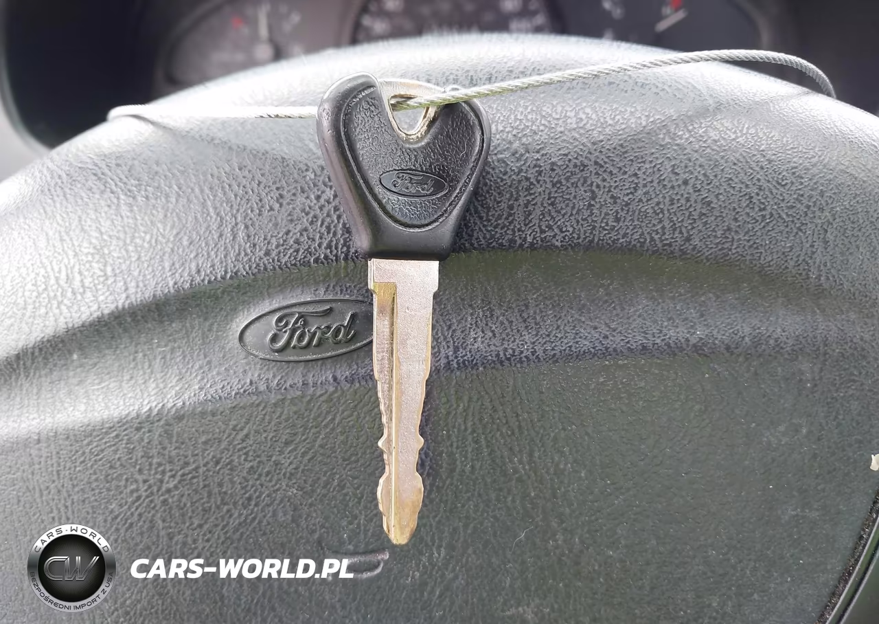 1998 Ford Escort Se VIN:1FAFP13P8WW126137 - 11
