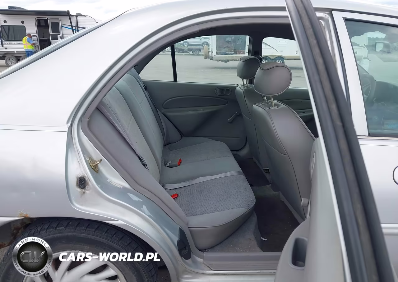 1998 Ford Escort Se VIN:1FAFP13P8WW126137 - 8