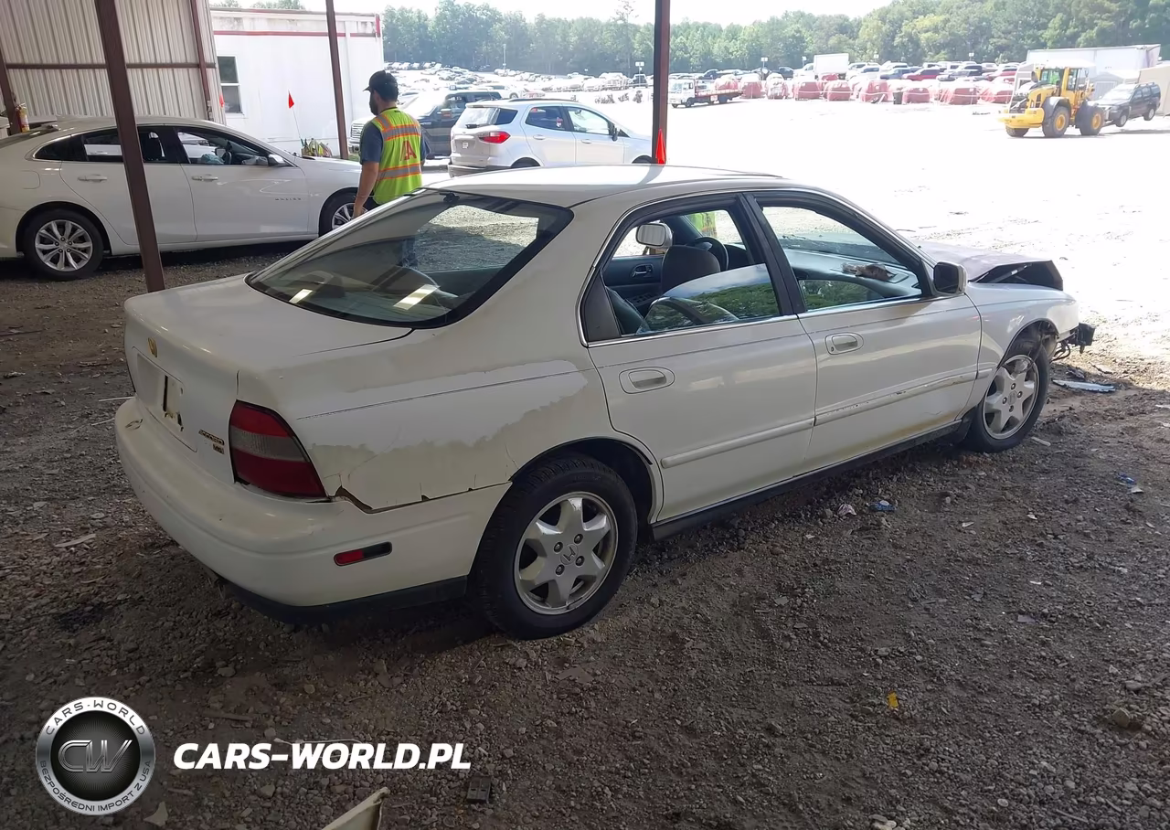 1995 Honda Accord Ex VIN:1HGCE6663SA002465 - 4
