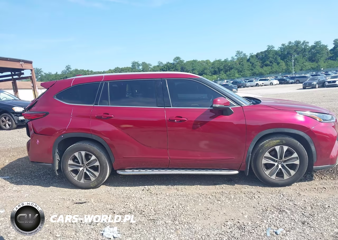 2022 Toyota Highlander Xle VIN:5TDHZRBH6NS214477 - 13