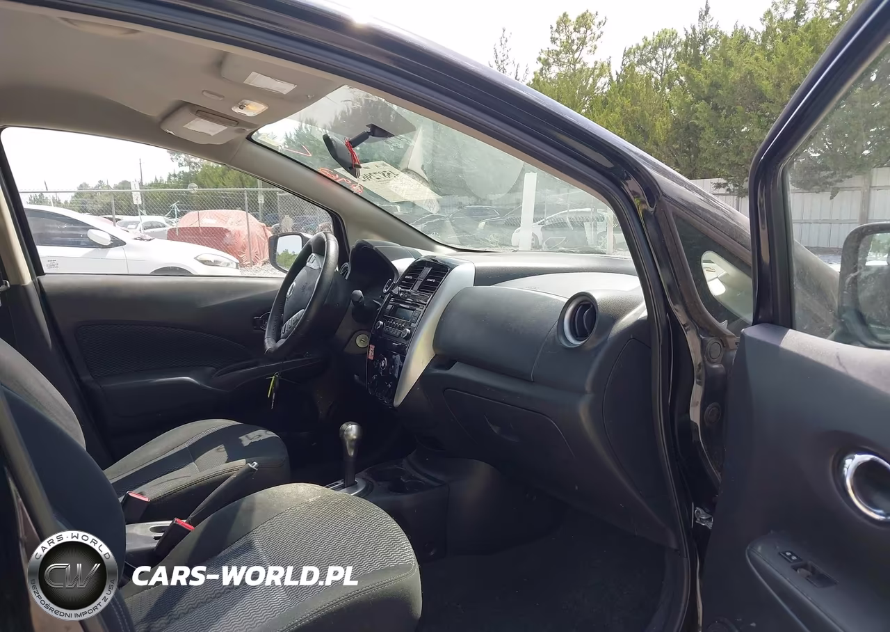 2015 Nissan Versa Note S (Sr)-S Plus-Sl-Sr-Sv VIN:3N1CE2CP8FL424009 - 5