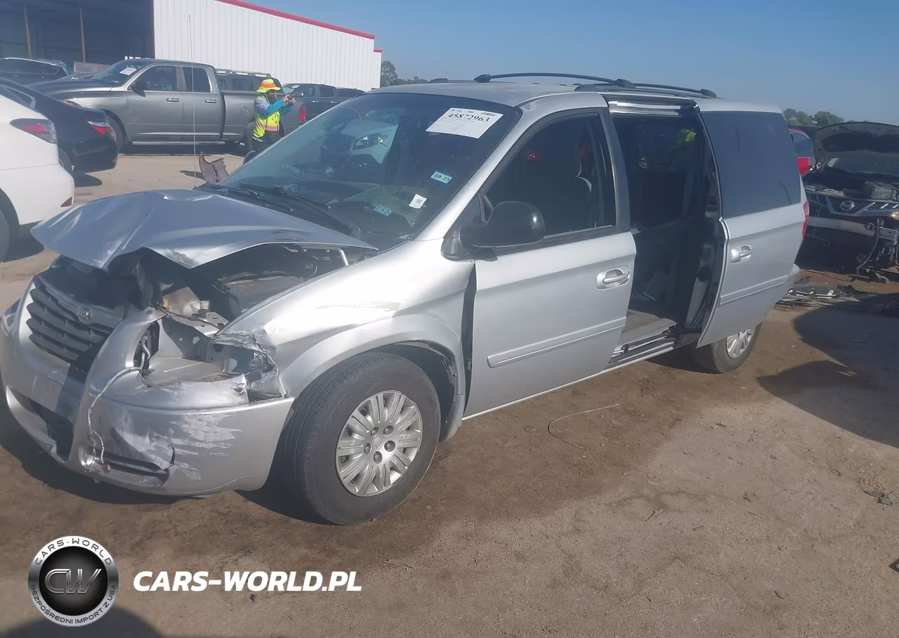 2007 Chrysler Town & Country Lx VIN:2A4GP44R17R146699 - 2