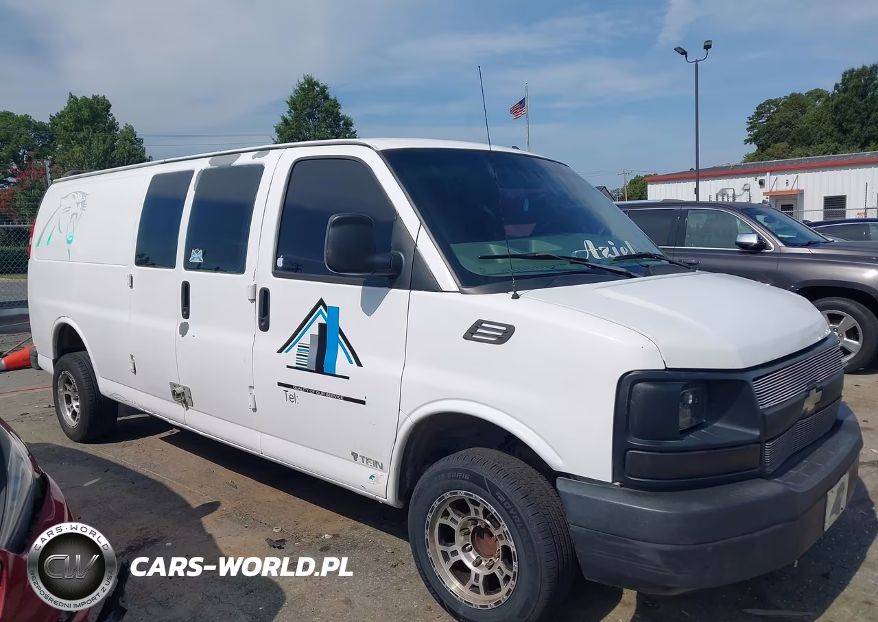 2008 Chevrolet Express Cargo Van Work Van VIN:1GCGG29C081181271 - 13