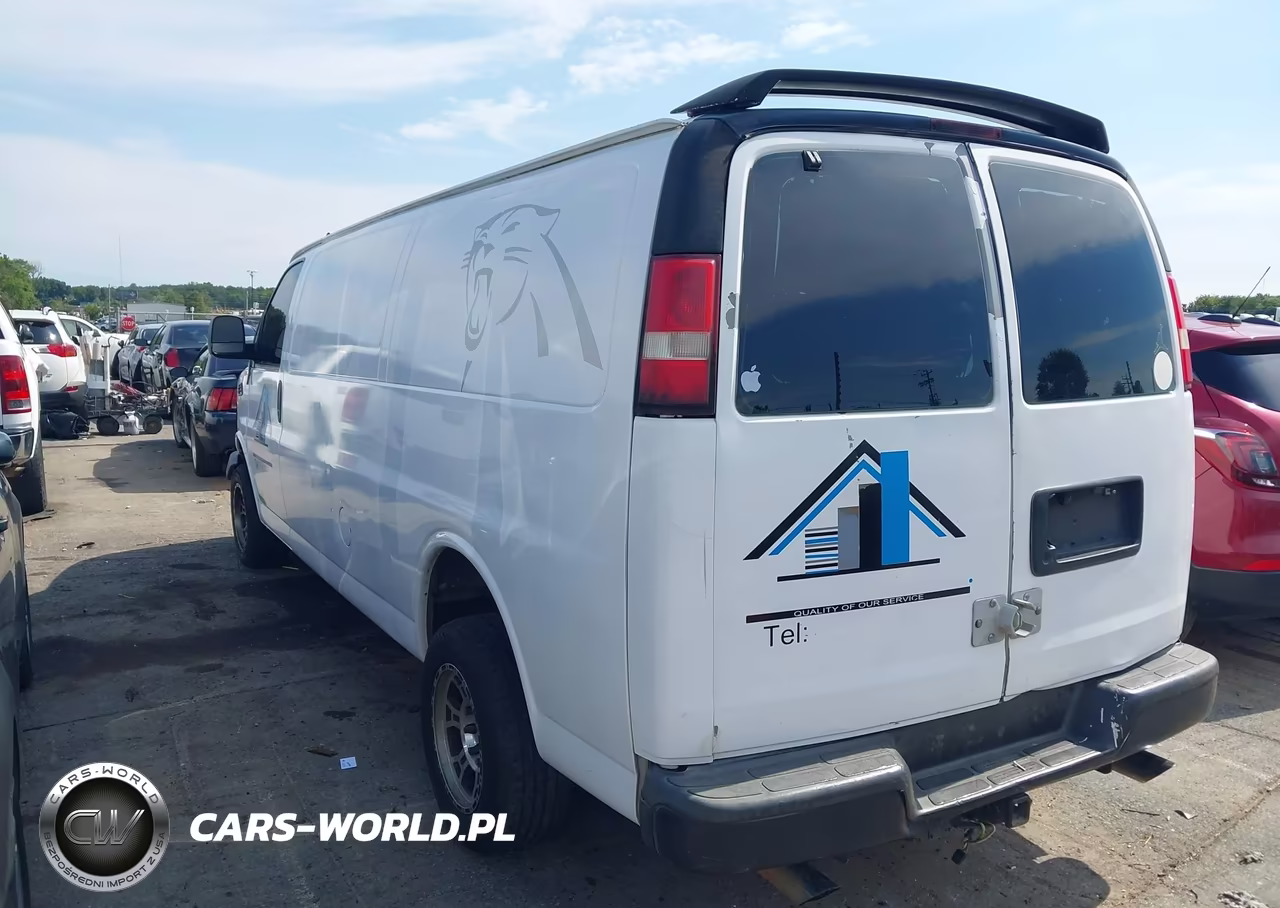 2008 Chevrolet Express Cargo Van Work Van VIN:1GCGG29C081181271 - 3