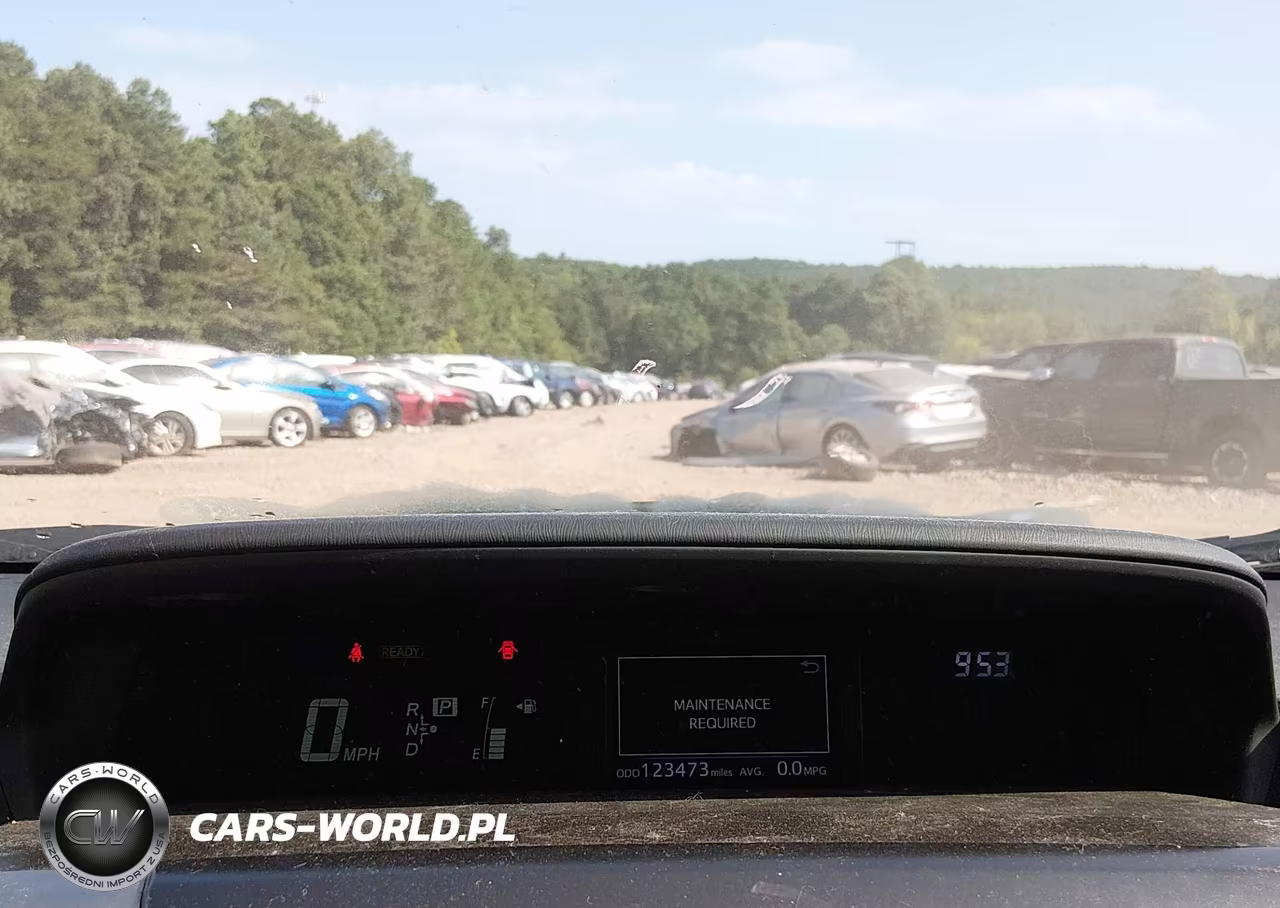 2016 Toyota Prius V Four VIN:JTDZN3EU6GJ041100 - 7