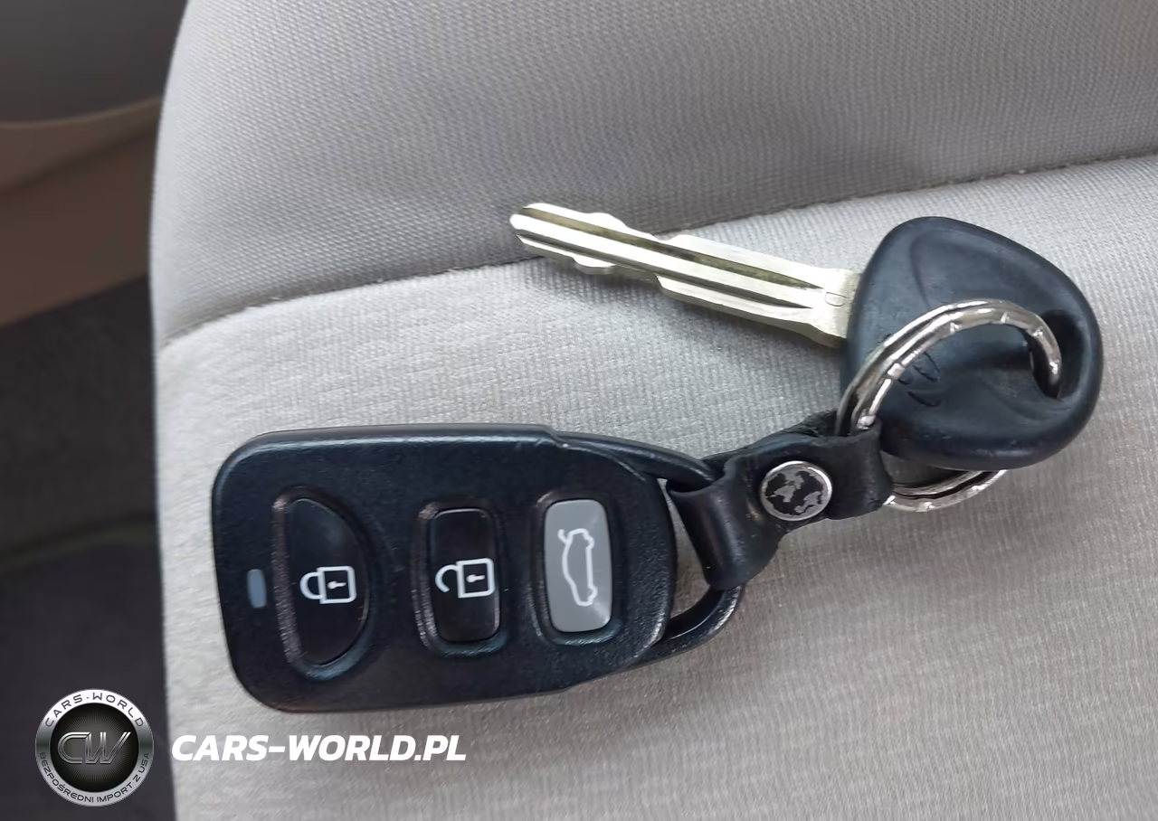 2008 Hyundai Elantra Gls-Se VIN:KMHDU46DX8U516003 - 11