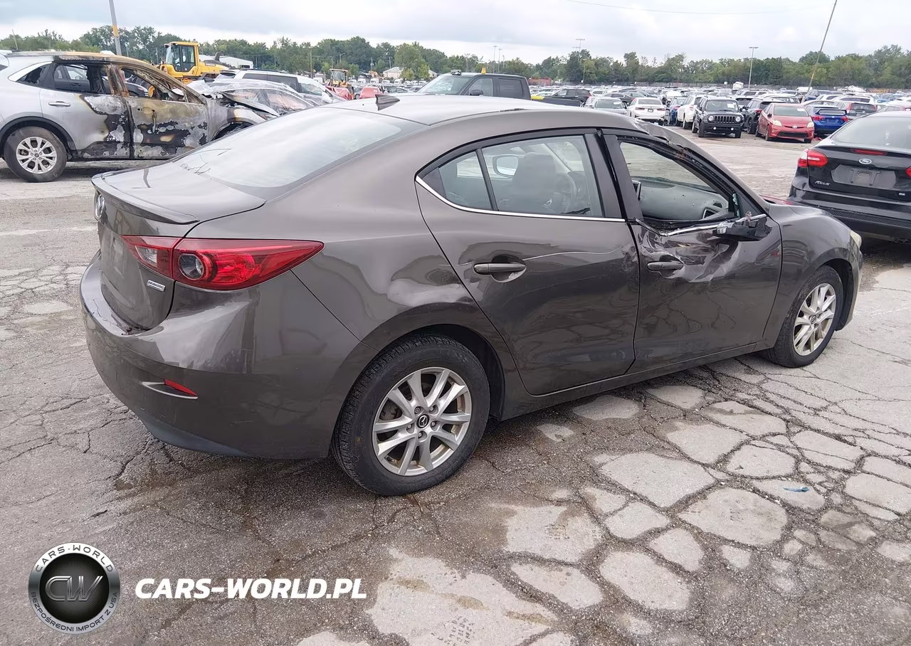 2014 Mazda Mazda3 I Grand Touring VIN:JM1BM1W74E1127925 - 4