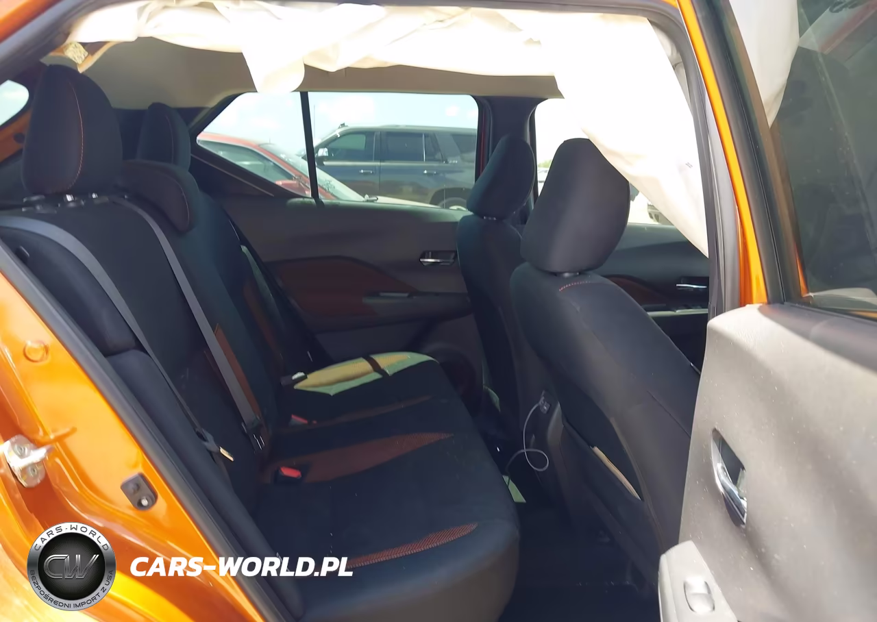 2024 Nissan Kicks Sr Xtronic Cvt VIN:3N1CP5DV5RL474170 - 8