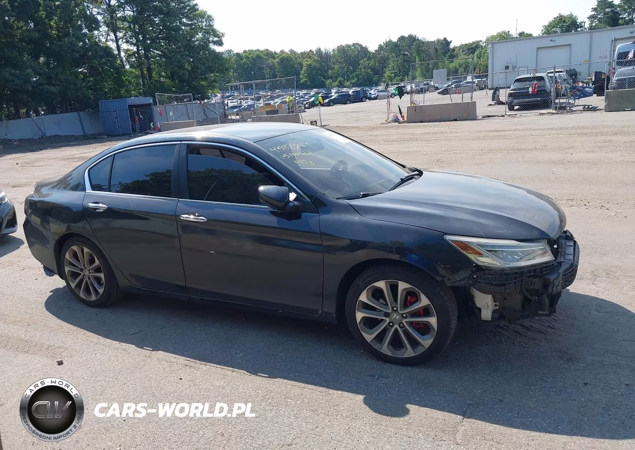 2015 Honda Accord Sport VIN:1HGCR2F55FA110516 - 13