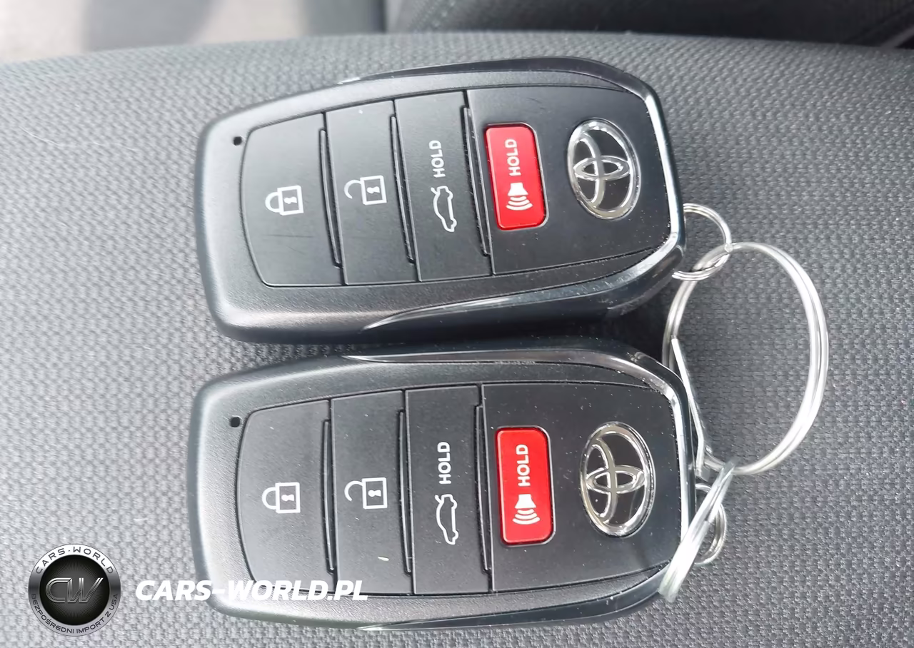 2026 Toyota Corolla Le VIN:5YFB4MDE5TP422253 - 11