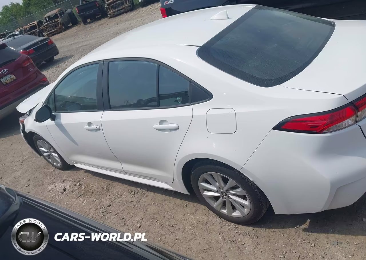 2026 Toyota Corolla Le VIN:5YFB4MDE5TP422253 - 14