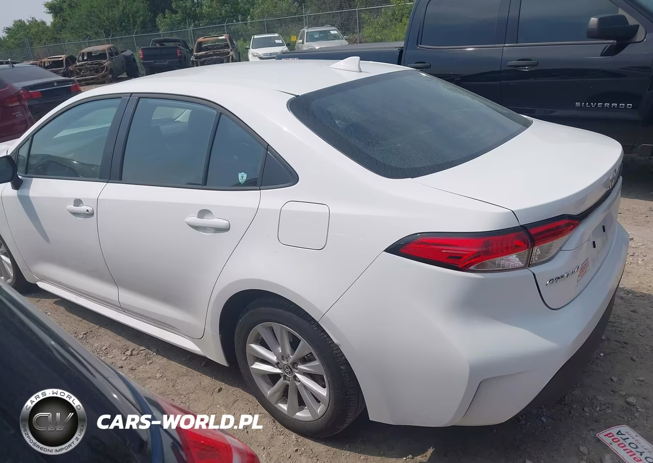 2026 Toyota Corolla Le VIN:5YFB4MDE5TP422253 - 3